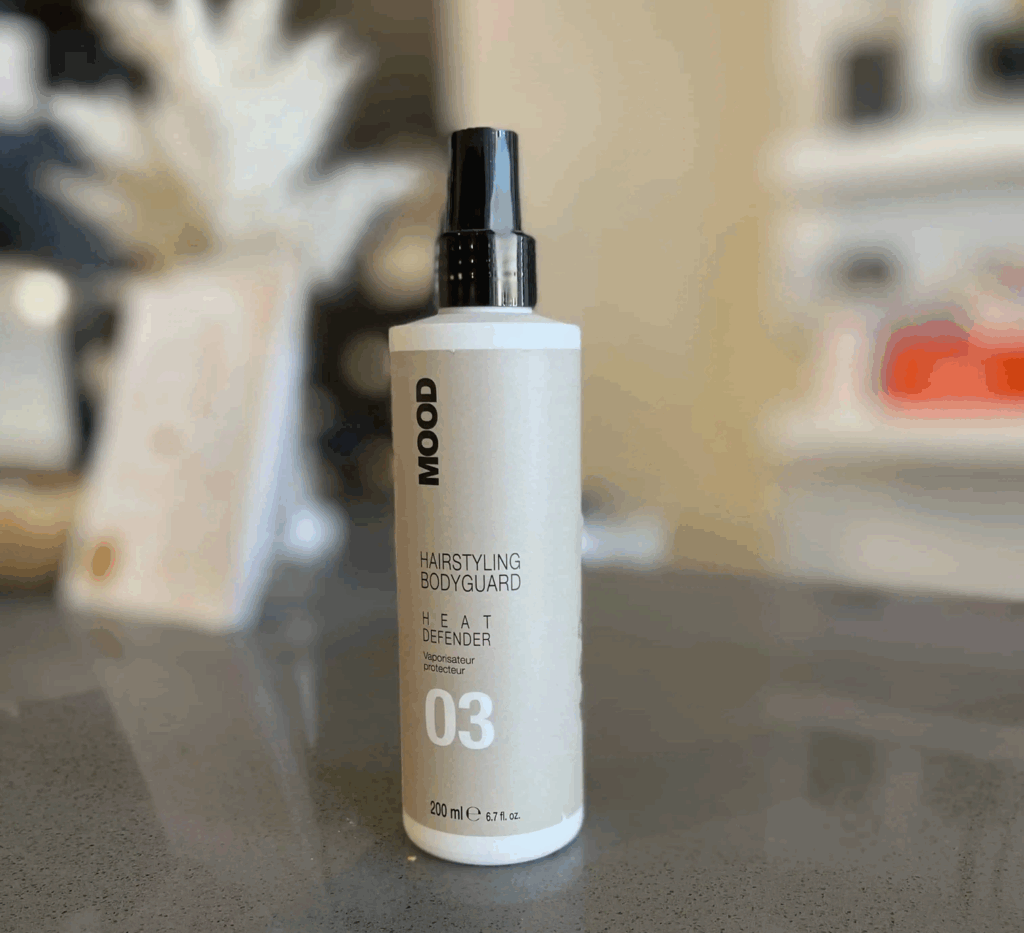 Mood heat protector spray